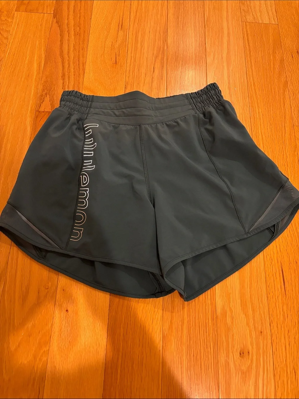 Lululemon High Rise Hotty Hot 4” Shorts